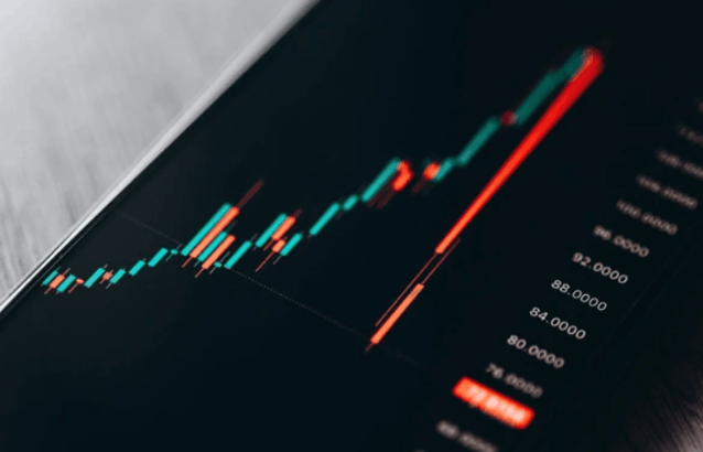 Traders should know how to prepare for a stock market crash and read the signs. - Ultima Markets